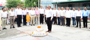 स्वतंत्रता दिवस के अवसर पर सूचना एवं लोकसंपर्क विभाग के महानिदेशक श्री बंशी धर तिवारी ने विभागीय परिसर में ध्वजारोहण किया ।